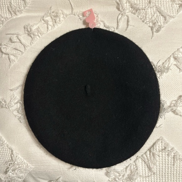 NWT Kate Spade black beret ♠️🩷 - Picture 2 of 3